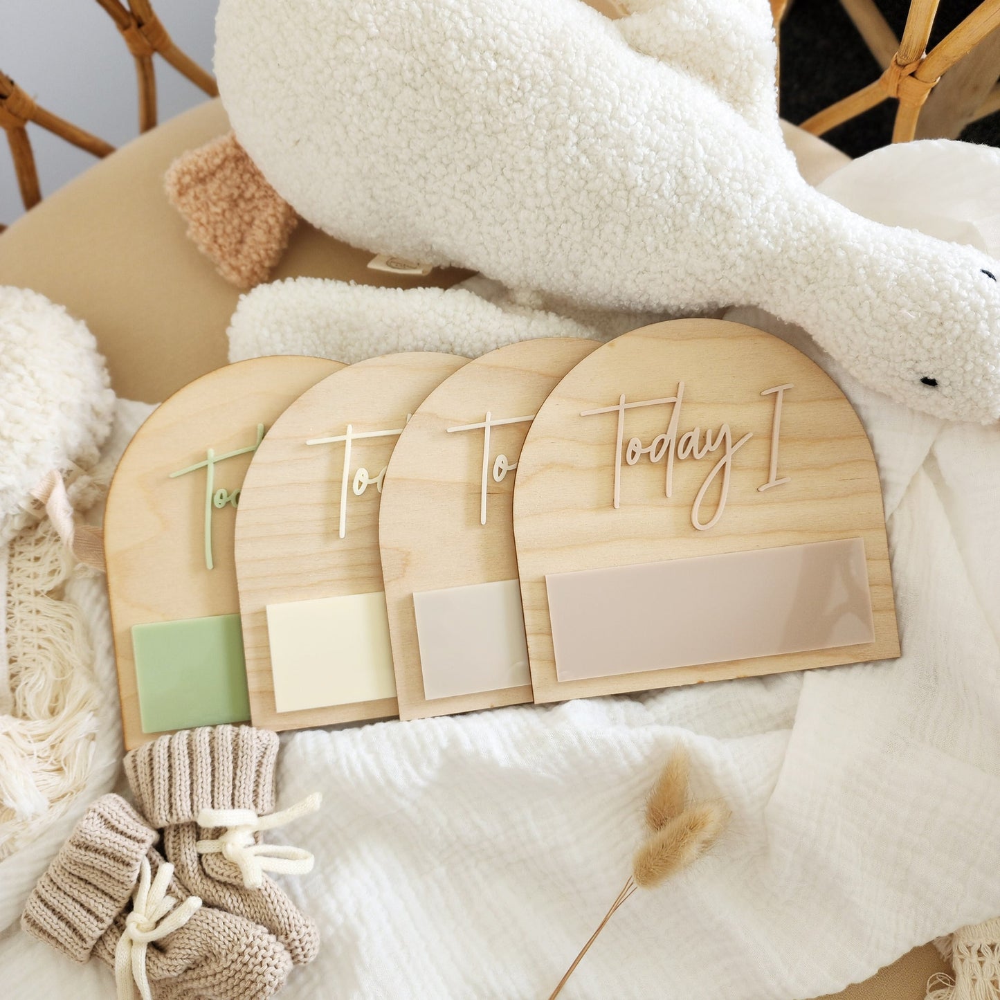Boho Baby | "Today I" Reusable Wooden Milestone Arch