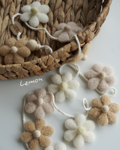 Daisy Chain Bunting