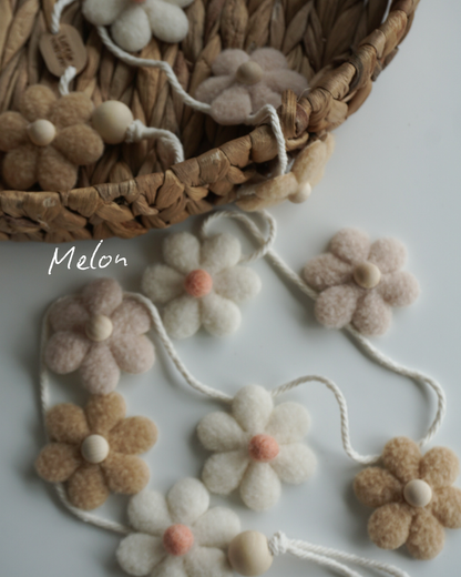 Daisy Chain Bunting