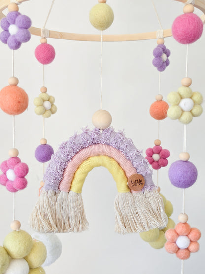 Benutzerdefiniertes Kinderzimmer-Kinderbett-Mobile ~ Gänseblümchen + Regenbogen