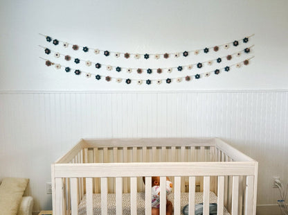 Daisy Chain Bunting ~ Custom Design