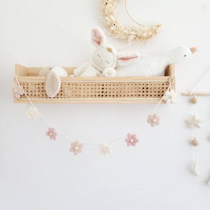 Daisy Chain Bunting ~ All Natural