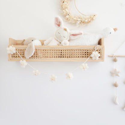 Daisy Chain Bunting ~ All Natural