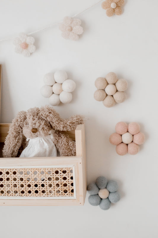 Boho Pom Pom Daisies