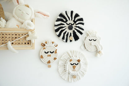 Macrame Lion | Mini ~ Boho Animal Wall Hanging